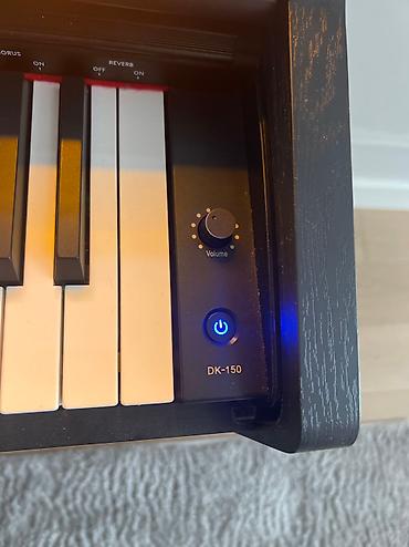 roland d50: Digital piano (Greaten firmadan DK-150) — 2