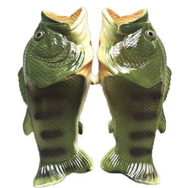 мужские зимняя обувь: Сланцы “рыбки”
новые 44-45размер