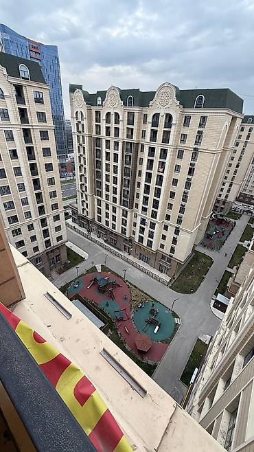 Продажа квартир: 2 комнаты, 65 м², 3 этаж — 3