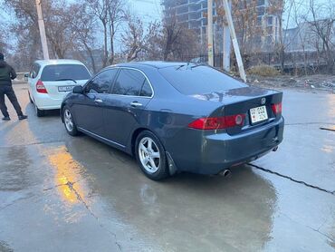 Honda: Honda Accord: 2004 г., 2.4 л, Механика, Бензин, Седан