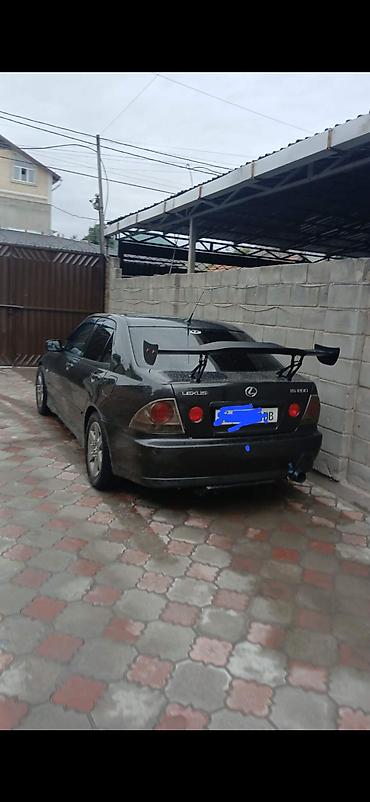 тойота ис: Lexus IS: 2001 г., Седан — 3
