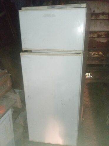 требуются: Холодильник Требуется ремонт, Двухкамерный, De frost (капельный), 170 *