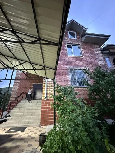 Продажа домов: Дом, 271 м², 5 комнат, Риэлтор, Дизайнерский ремонт
