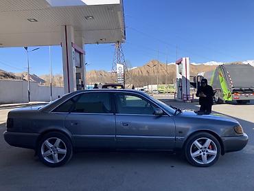 Audi: Audi A6: 1995 г., 2.6 л, Механика, Газ, Седан — 8