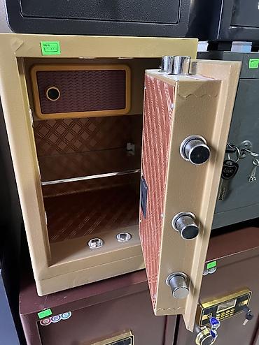 Сейфы для денег и документов: Сейфы китайские, местного производства, прочные замки. Для офиса, для — 6