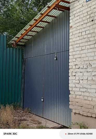 дом на прокат: Коммерческое помещение с гаражом/складом В самом центре с Тюп