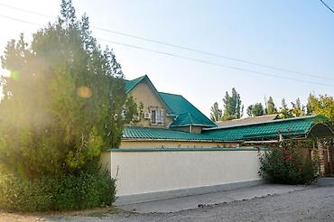 продаю дом баяат: 6 комнат и более, 330 м², 6 соток, Бишкек, Рынок Баят/Азиз Агентство недвижимости — 1