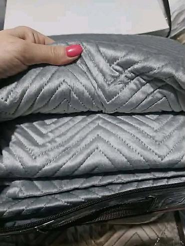 solarni luster: Prekrivači 💥
Dimenzije-220*240 + 2 jastučnice 50*70
Materijal-pliš — 8