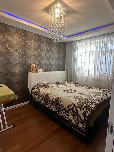 binə ev satisi: Avtovagzal metrosunun yax 5 mertebeli binanin 1 ci merteebsinde 3 — 9