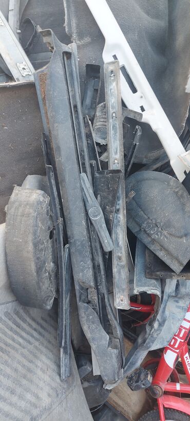 Opel: Opel Omega maşın sökülüb kimə hansı hissə lazımdırsa buyurub əlaqə — 17