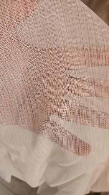 Parçalar: Bu, əsasən pərdələr, tüllər və ya dekorativ parçalar üçün istifadə — 12