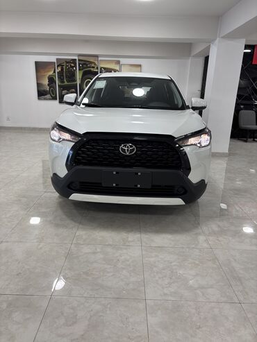 Toyota: Toyota Corolla: 2 l | Krossover