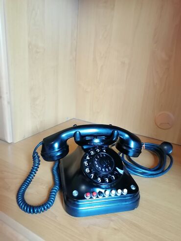 Landline Phones: Telefon