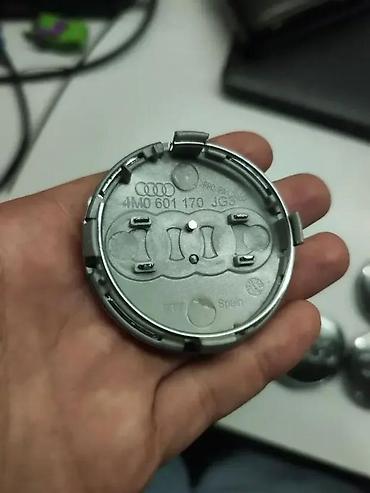 su 35 cena: AUDI CEPOVI ZA FELNE 61MM A4 A6 RS6 SIVI I CRNI 4M0 601 170 | Filip — 5