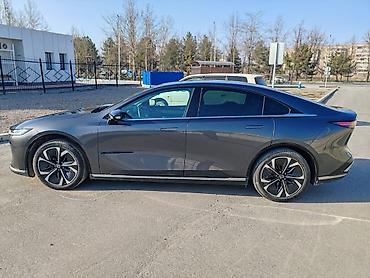 карине е: Mazda 6: 2024 г., Автомат, Электромобиль, Лифтбек — 7