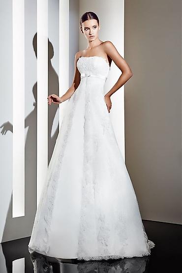 Свадебные платья: 1. Размер 42-44-46. Цена 3000. 2. Размер 40-42-44. Цена 3000. 3 — 9