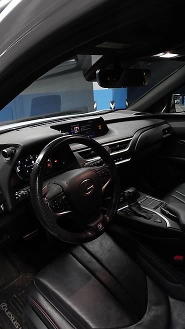 Lexus: Lexus UX: 2018 г., 2 л, Вариатор, Бензин, Кроссовер — 9