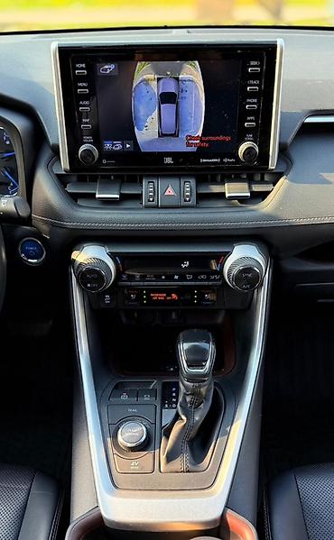 voxy noah: Toyota RAV4: 2021 г., 2.5 л, Вариатор, Гибрид, Кроссовер — 10
