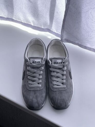 Кроссовки и спортивная обувь: Мужские кроссовки, 41, Nike, Новый, цвет - Серый — 8