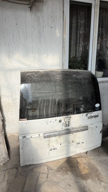 купить дом дешево: Крышка багажника Honda, Оригинал