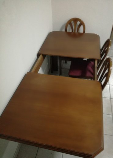 644 ads for count | lalafo.gr: Πωλείται ξύλινη τραπεζαρία μαζί με 4 καρέκλες, ανοιγόμενη μαζί με