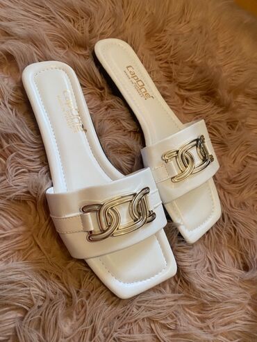 Personal Items: Fashion slippers, Alexander McQueen, 38