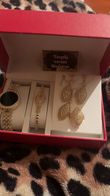 Saat dəstləri: Yeni, Saat dəsti, rəng - Qızılı — 2