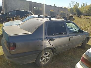 Volkswagen: Volkswagen Vento: 1994 г., 1.8 л, Механика, Бензин, Седан — 3