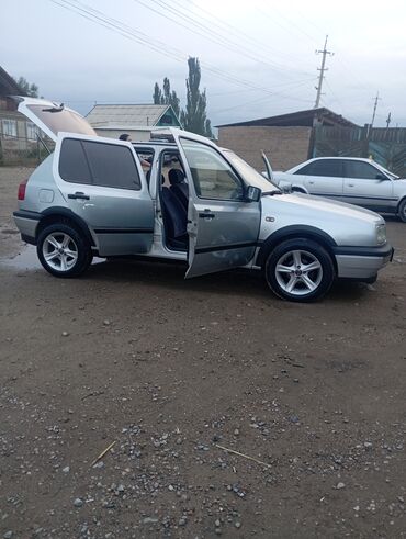 запчасти опель зафира: Volkswagen Golf: 1993 г., 1.8 л, Автомат, Бензин, Хетчбек