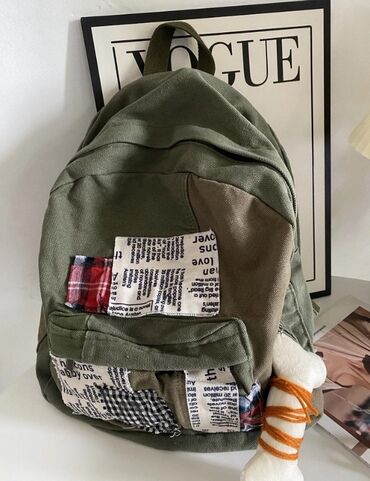 кожаная спортивная сумка: Не обычный объемный рюкзак зеленого оттенка и хорошего качества!