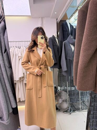 мужское портмоне из натуральной кожи: Пальто под Max Mara Размеры S M L 100 % шерсть Цвета : бежевый