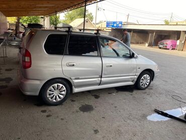 Mitsubishi: Mitsubishi Space Star: 2000 г., 1.3 л, Механика, Бензин, Минивэн — 2