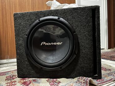 Сабвуферы для авто: Сабвуфер Pioneer в сборе с усилителем Sony, в отличном состоянии!