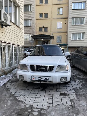 Subaru: Subaru Forester: 2000 г., 2 л, Автомат, Бензин, Универсал