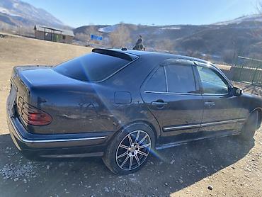 Mercedes-Benz: Mercedes-Benz E-Class: 2000 г., 3.2 л, Автомат, Бензин, Седан — 10