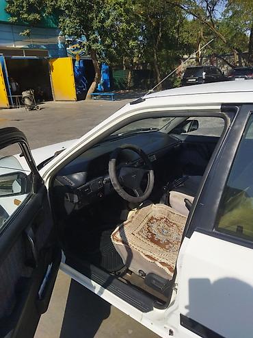 bmw e320: Mazda 323: 1993 г., 1.3 л, Механика, Бензин, Седан — 8