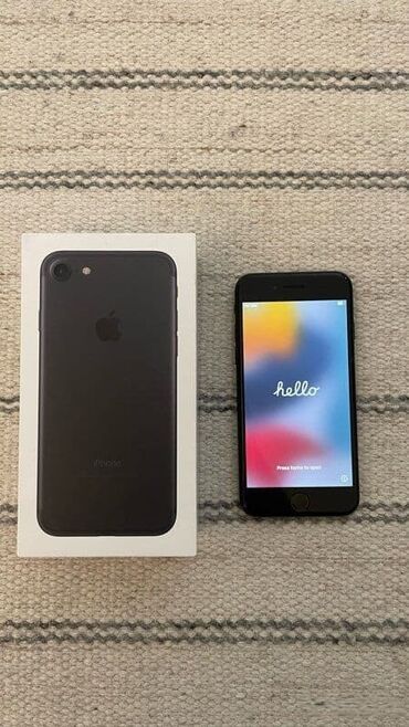 Apple iPhone: IPhone 7, 32 GB, Jet Black