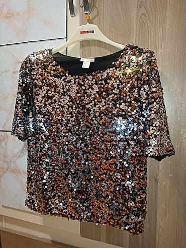 klassik geyim: H & M qadın bluzası – payetkali - Brend: H&M - Ölçü: S (EUR S — 1