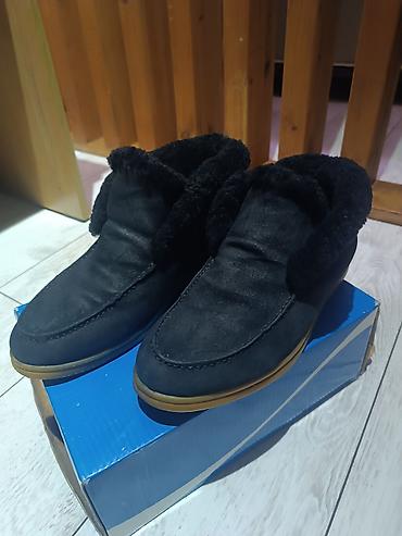 foot patch: Женская обувь, 35 размера. Каждая по 100 сом, все вместе 600 сом - — 4