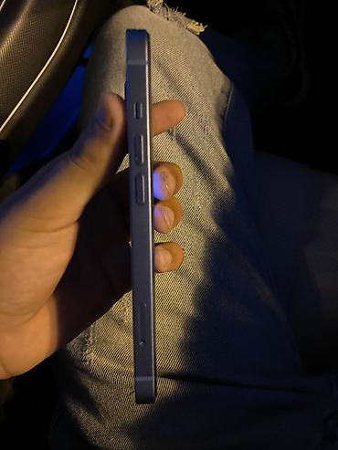 a15: IPhone 14, 128 GB, Face ID — 7