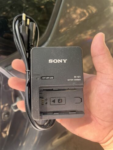 универсальные мобильные батареи для планшетов tronsmart: Зарядное устройство Sony BC-QZ1 предназначено для быстрой и