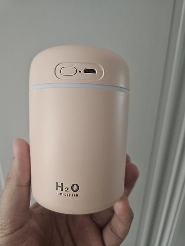 H2O mini hava nəmləndirici - Kompakt, silindrik dizayn; pastel bej