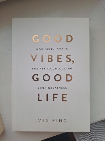 Digər kitablar və jurnallar: Dildə: əsasən türk dili və ingilis dili qarışıq (başlıqlar üzrə — 4