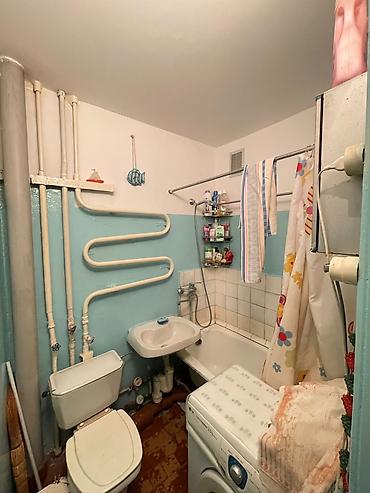 Продажа квартир: 2 комнаты, 48 м², 6 мкр 104 серия, 1 этаж, Старый ремонт — 4