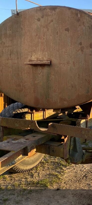 Baklar və çənlər: Bak, Metal, 10000 l l