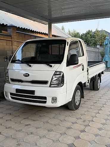 бонго: Kia BONGO: 2021 г., 2.4 л, Механика, Газ, Пикап — 3