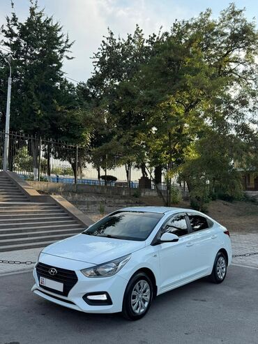 продаю авто в аварийном состоянии: Hyundai Accent: 2019 г., 1.6 л, Автомат, Бензин, Седан