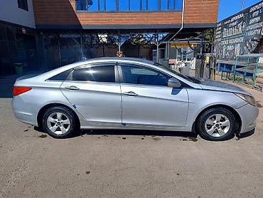car kg: Hyundai Sonata: 2014 г., Автомат, Газ, Седан — 3