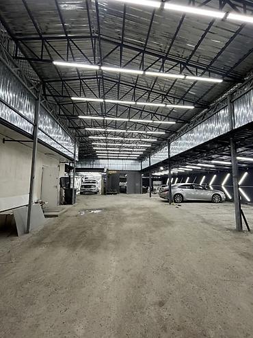 под автосалон: Автосалон, С участком, 500 м² — 5