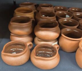 Digər süfrə qabları: Saxsı qablar keramila yemək qabları satılır.Yenidir.Çeşidlər çoxdur -da lalafo.az — 4 Digər süfrə qabları: Saxsı qablar keramila yemək qabları satılır.Yenidir.Çeşidlər çoxdur — 4